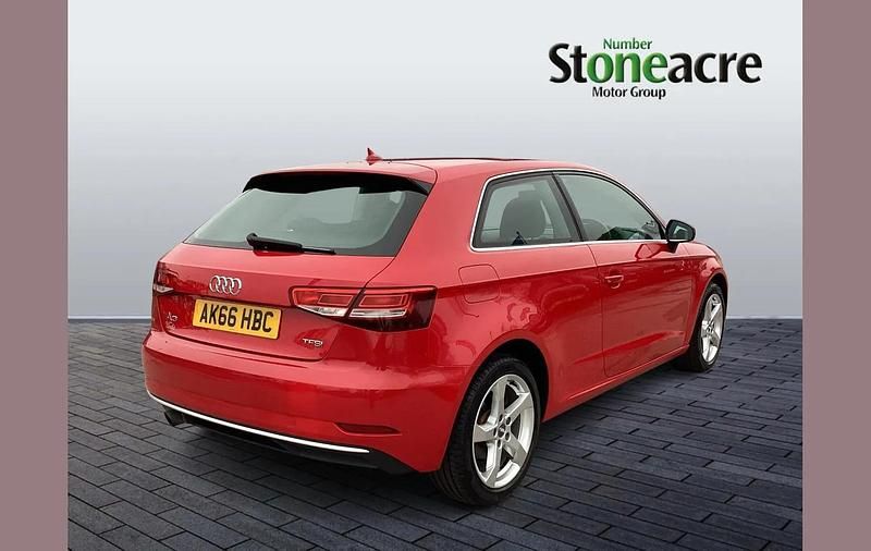 Used Audi A3 Sport 113 HP (83 kW) 2016 Red Hatchback