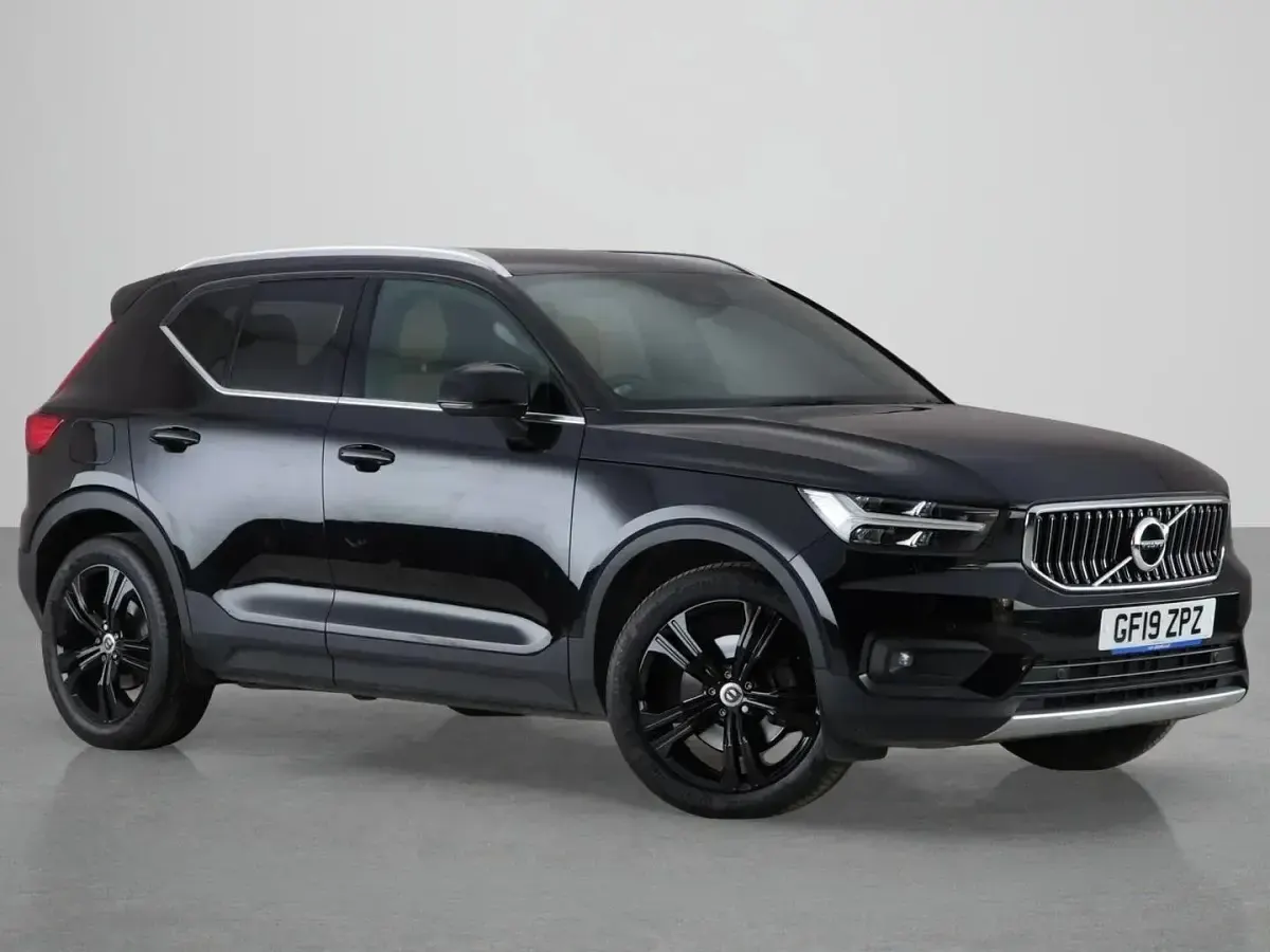 Used Volvo XC40 Inscription 190 HP (139 kW) 2019 SUV