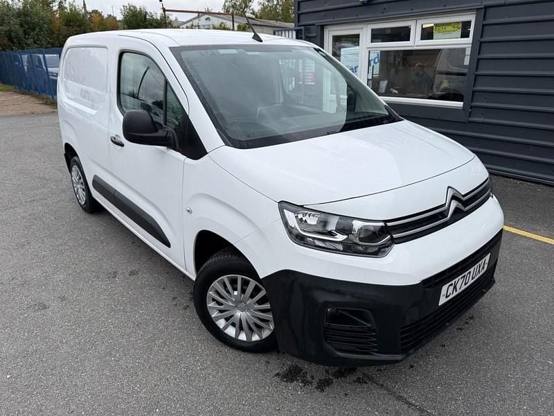 White Used 2020 Citroën Berlingo Start MPV | £7,000 - Image 1/4