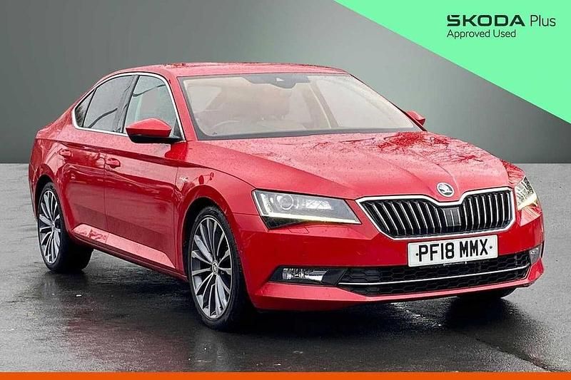 Used Skoda Superb 280 HP (205 kW) 2018 Velvet red metallic Hatchback