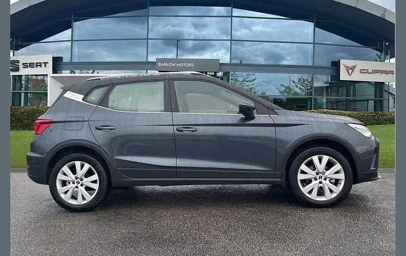 Used Seat Arona Xperience 108 HP (79 kW) 2023 Grey SUV
