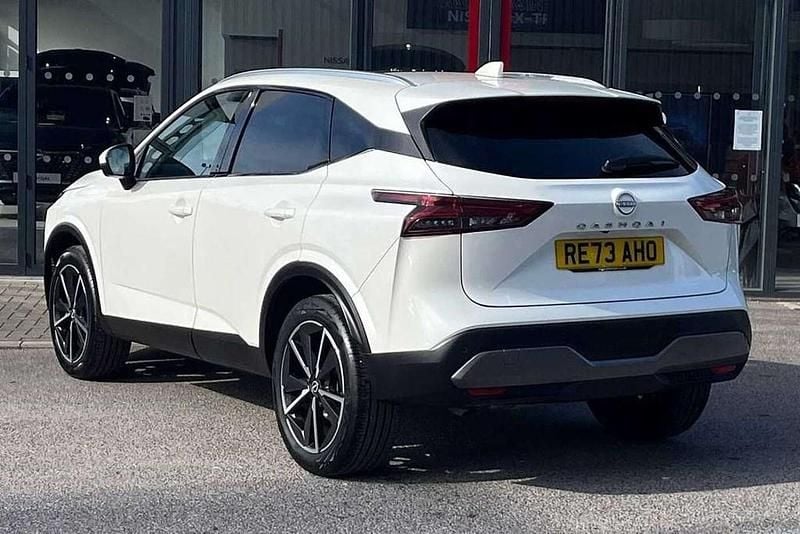 Used Nissan Qashqai Tekna 138 HP (101 kW) 2023 White SUV