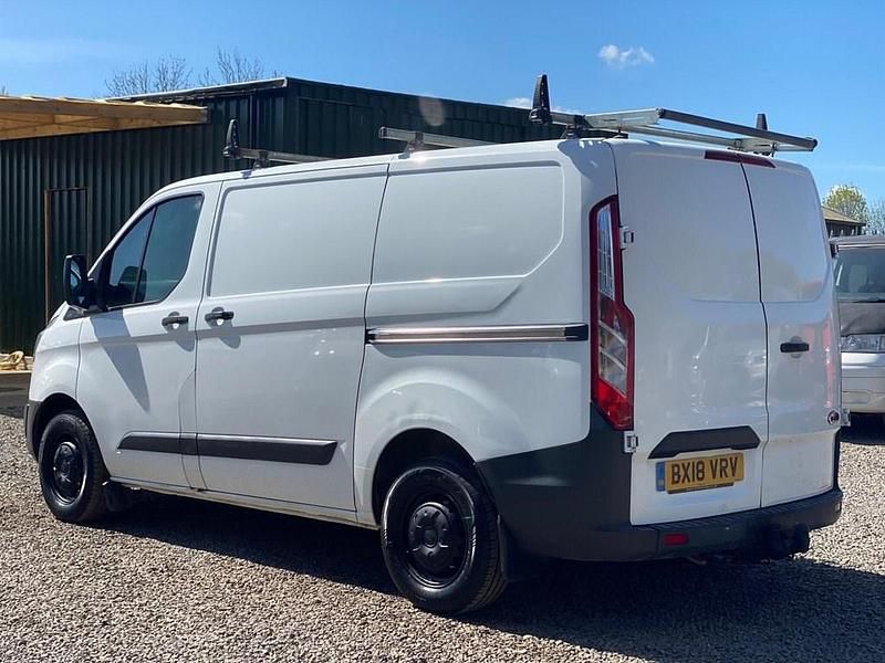 Usado Ford Transit Custom 105 HP (77 kW) 2018 Branco Van
