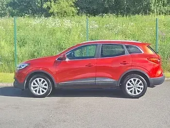 Used Renault Kadjar Dynamique 110 HP (80 kW) 2016 Red SUV