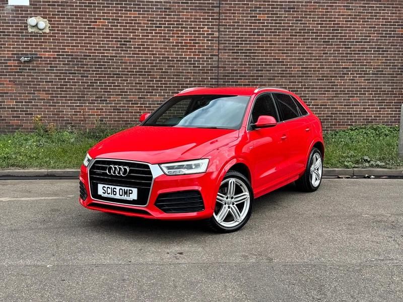 Begagnad Audi Q3 S-line plus 2016 Röd SUV