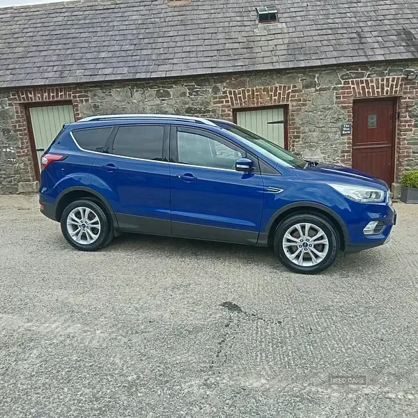 Used Ford Kuga Titanium 150 HP (110 kW) 2018 Blue SUV