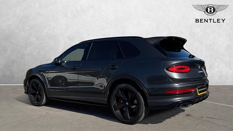 Used Bentley Bentayga 550 HP (404 kW) 2023 Grey SUV