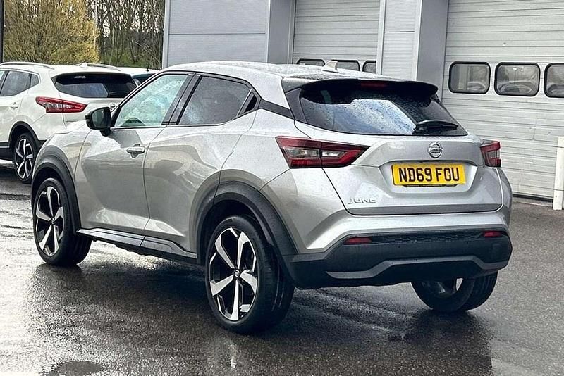 Used Nissan Juke Tekna 114 HP (83 kW) 2019 Silver SUV