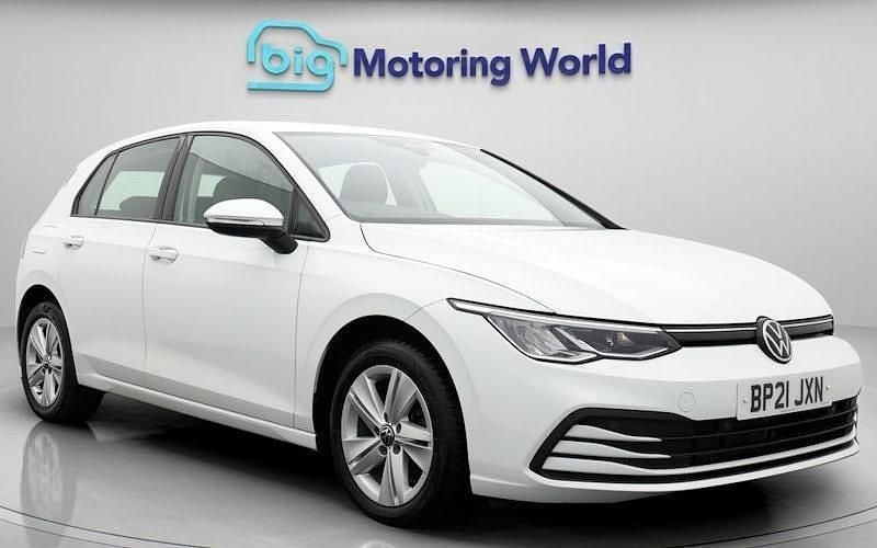 Used 2024 VW Golf VIII Life Hatchback | £16,500 (Super price) - Image 1/4