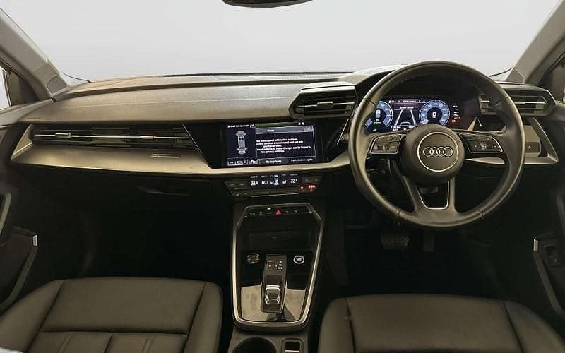 Used Audi A3 Sportback e-tron Sport 204 HP (150 kW) 2025 Hatchback