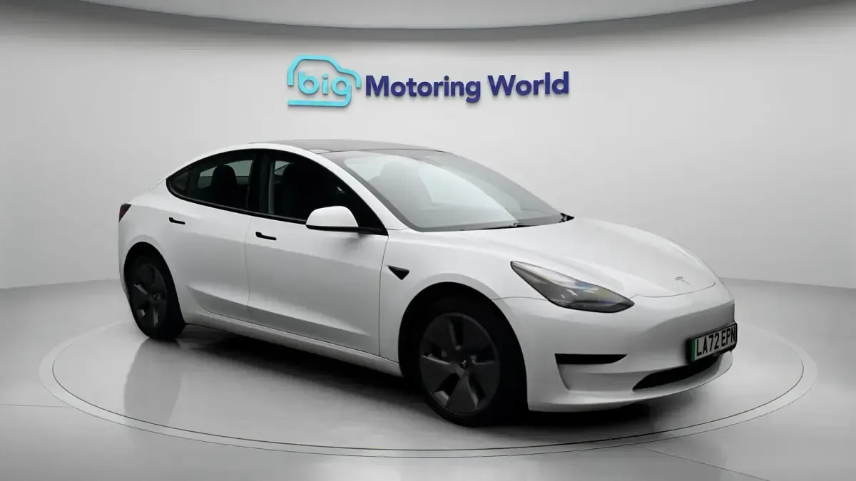 Used Tesla Model 3 RWD 222 kW (302 HP) 2022 Sedan