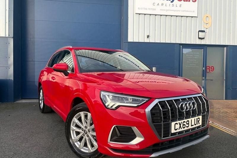 Used Audi Q3 Sport 190 HP (139 kW) 2019 Red SUV