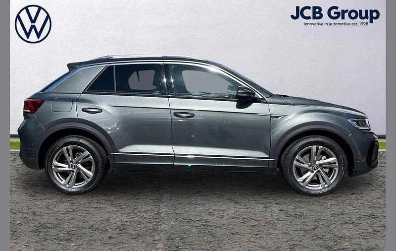 Used VW T-Roc R-line 150 HP (110 kW) 2025 Black SUV