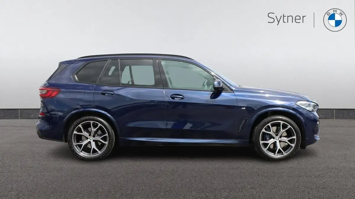 Used BMW X5 M Sport 282 HP (207 kW) 2022 Blue SUV