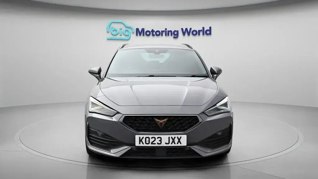 Used Cupra Leon VZ3 245 HP (180 kW) 2023 Grey Estate