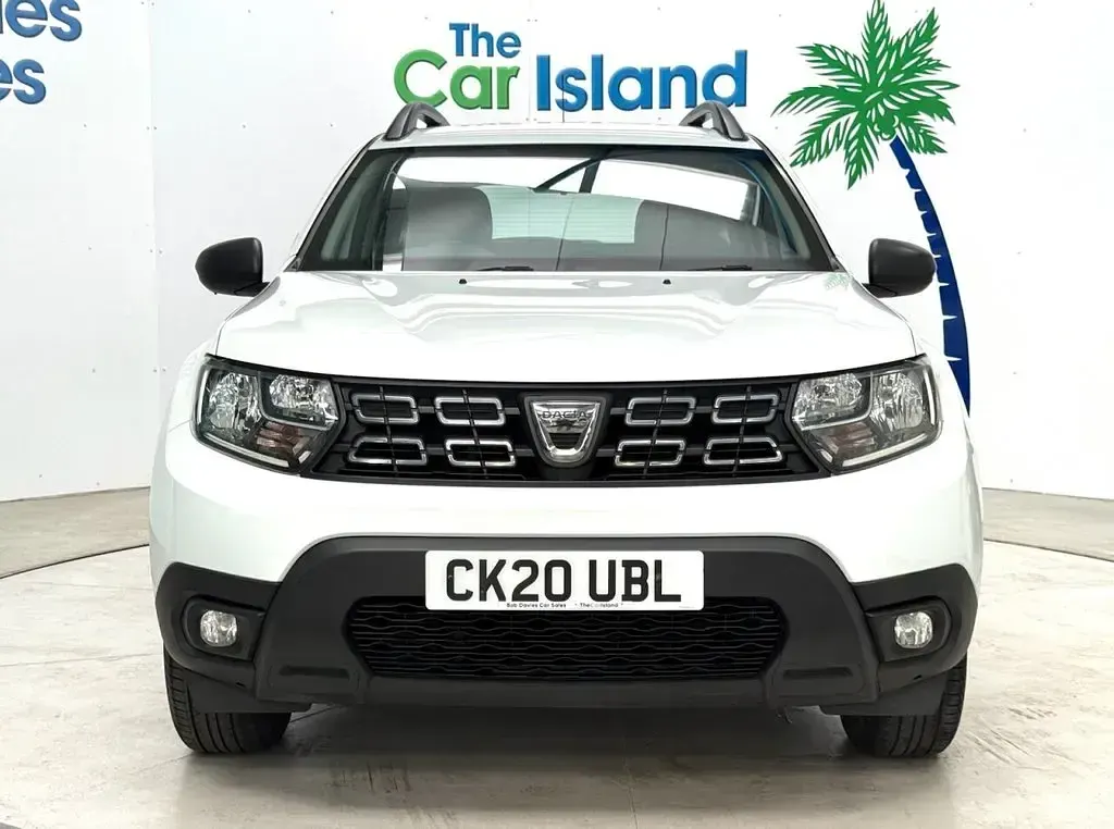 Used Dacia Duster Essentiel 101 HP (74 kW) 2020 White SUV