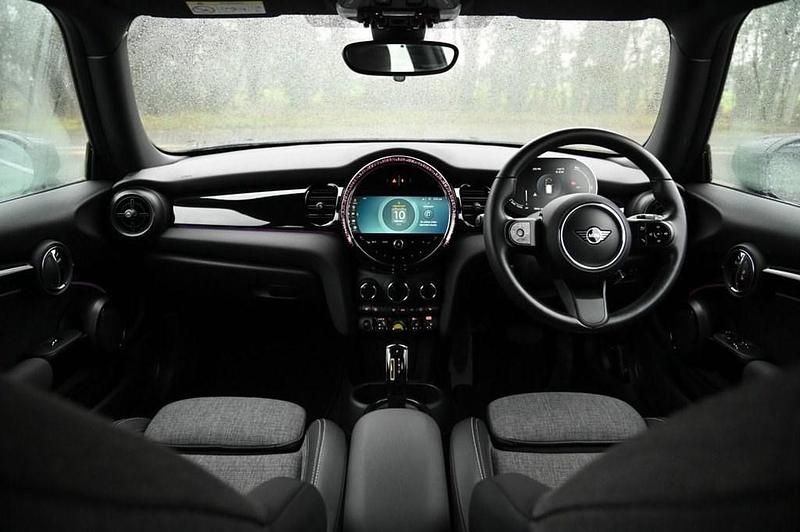 Used Mini Cooper SE Hatch 135 kW (184 HP) 2021 Green Hatchback