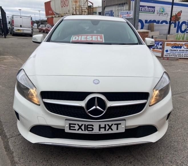 Used Mercedes A180 SE 2016 White Hatchback