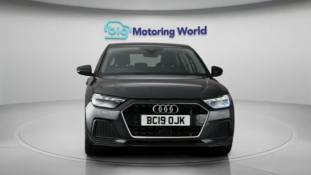 Used Audi A1 Sportback Sport 114 HP (83 kW) 2019 Hatchback