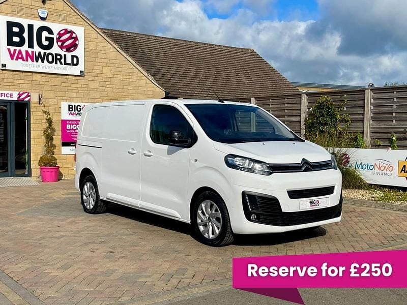 White Used 2022 Citroën Dispatch MPV | £10,494 (Good price) - Image 1/3
