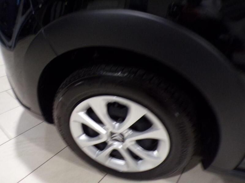 Black Used 2023 Citroën C3 PureTech Hatchback | £11,999 (Good price) - Image 1/3