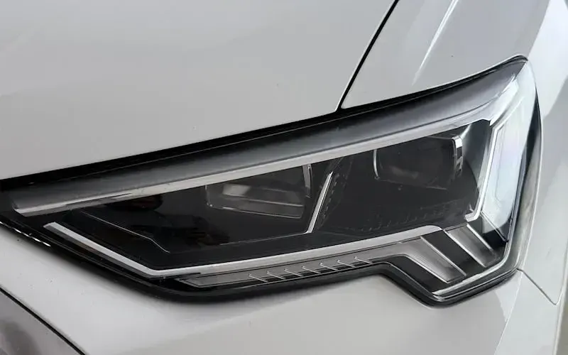 Used Audi Q3 S-Line 150 HP (110 kW) 2019 White SUV