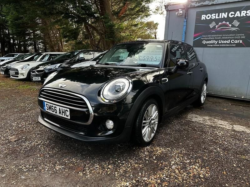 Used Mini Cooper D Hatch 116 HP (85 kW) 2016 Black Hatchback