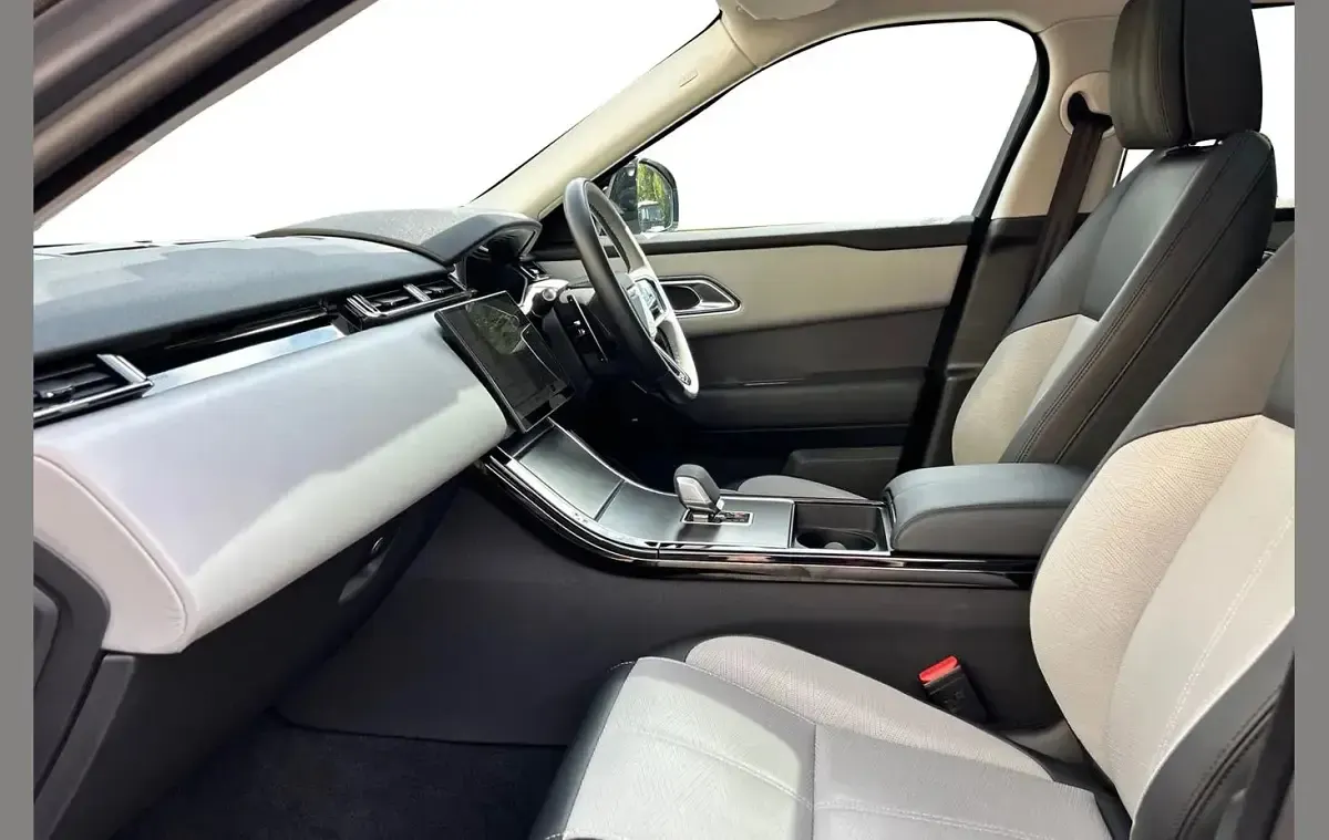 Used Land Rover Range Rover Velar HSE Dynamic 296 HP (217 kW) 2024 Grey SUV