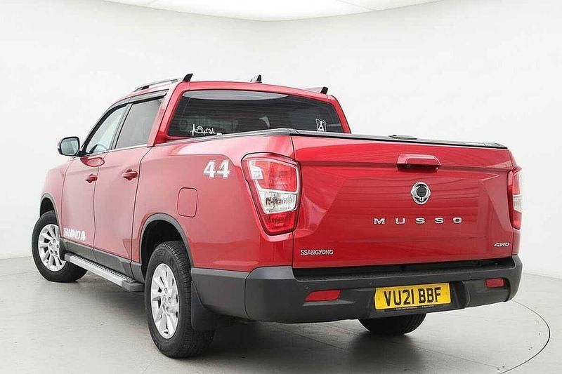 Used Ssangyong (KGM) Musso 181 HP (133 kW) 2021 Red Pickup