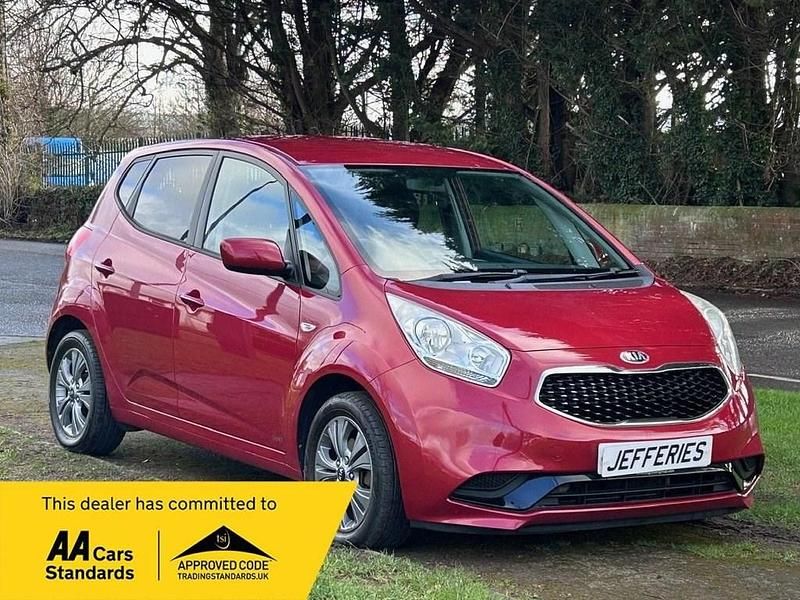 Used Kia Venga 2015 Red Hatchback