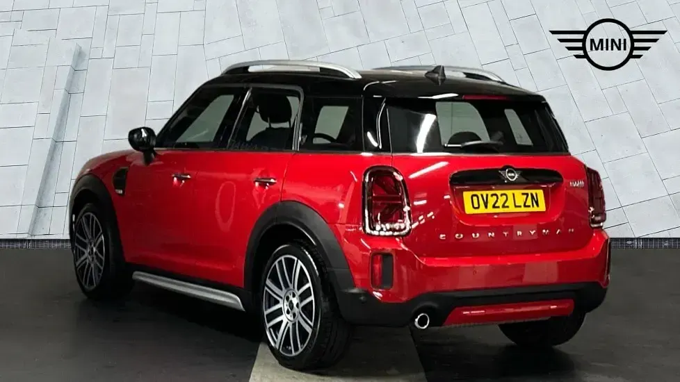 Used Mini Cooper Countryman Exclusive 134 HP (98 kW) 2022 Red SUV