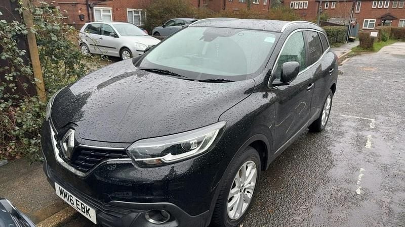 Black Used 2016 Renault Kadjar Dynamique SUV | £7,595 (Fair price) - Image 1/4