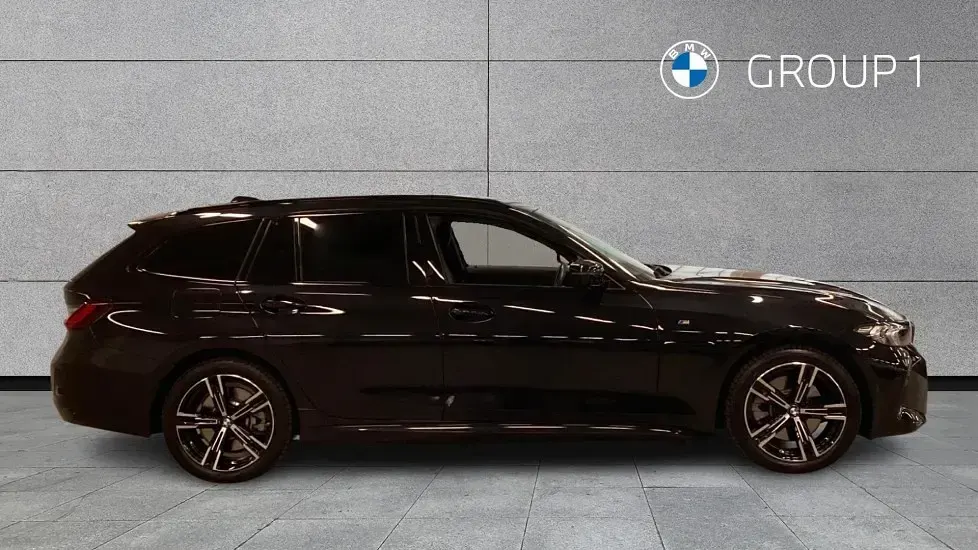 Used BMW 330 M Sport 288 HP (211 kW) 2025 Black Estate