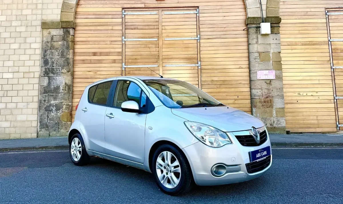 Second-hand Vauxhall Agila 2011 Argintiu Monovolum