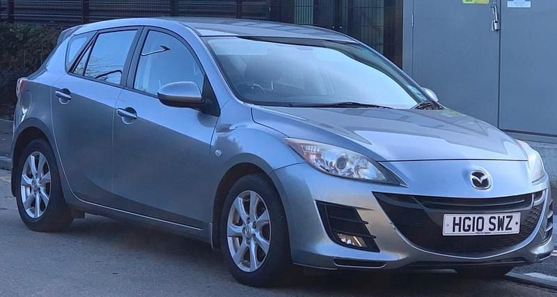 Silver Used 2010 Mazda 3 Hatchback | £2,350 (Fair price) - Image 1/4
