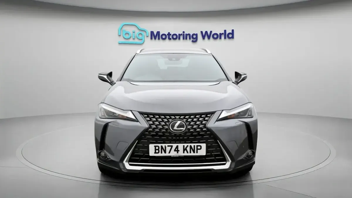 Used Lexus UX 300e 150 kW (204 HP) 2024 Grey SUV