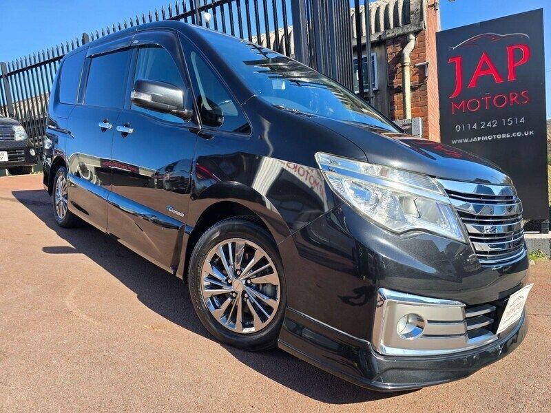 Black Used 2014 Nissan Serena MPV | £14,995 - Image 1/4