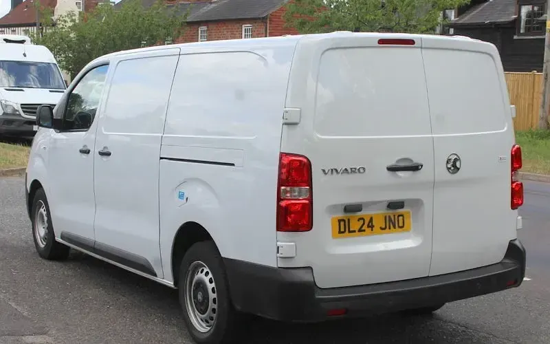 Used Vauxhall Vivaro 145 HP (106 kW) 2026 MPV