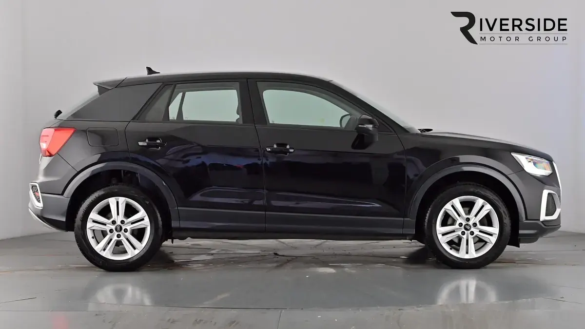 Used Audi Q2 Sport 150 HP (110 kW) 2022 Mythos black SUV