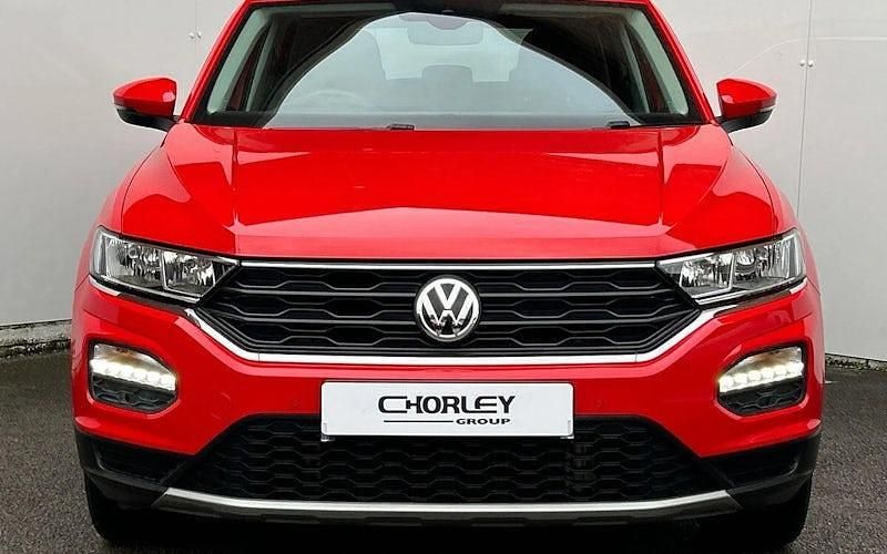 Used VW T-Roc SE 116 HP (85 kW) 2020 Red SUV