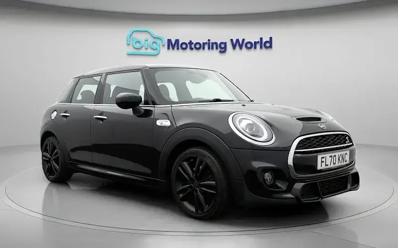 Used Mini Cooper S Hatch 192 HP (141 kW) 2020 Black Hatchback
