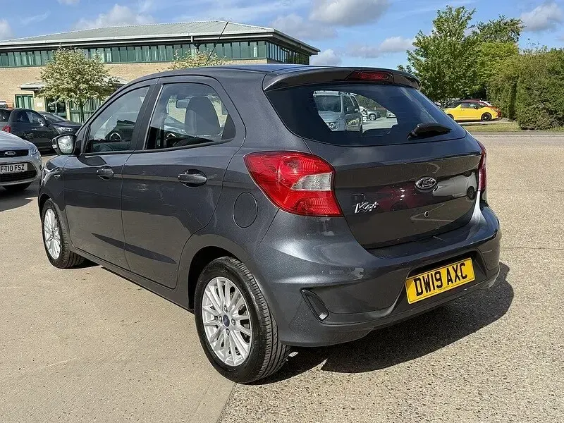 Used Ford Ka Plus Zetec 85 HP (62 kW) 2019 Grey Hatchback
