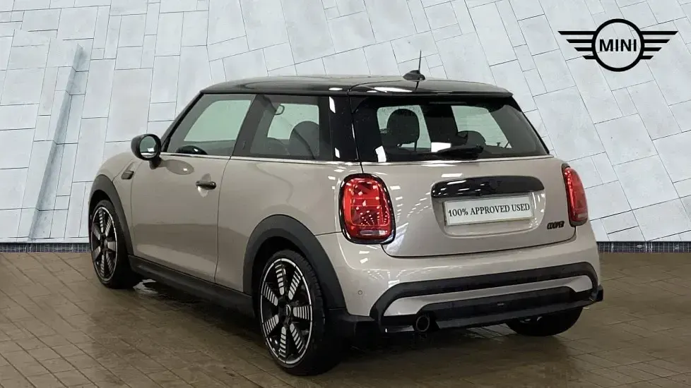 Used Mini Cooper Exclusive 134 HP (98 kW) 2022 Grey Hatchback