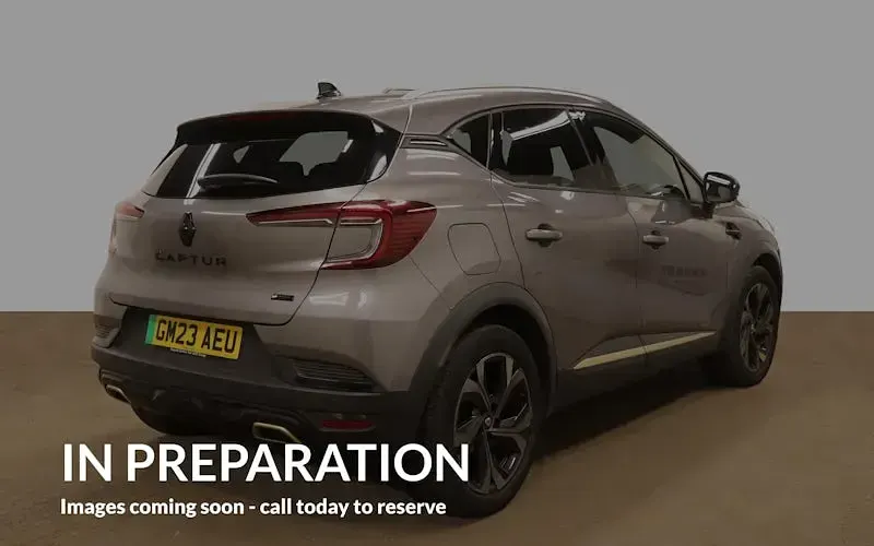 Used Renault Captur Engineered 143 HP (105 kW) 2023 Grey SUV