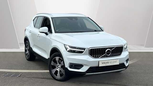 Used Volvo XC40 Inscription 188 HP (138 kW) 2019 White SUV