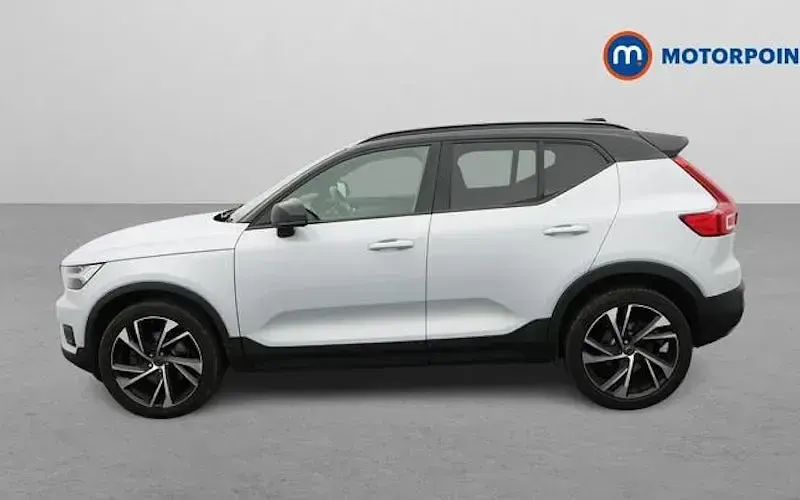 Used Volvo XC40 R-Design Pro 190 HP (139 kW) 2020 Silver SUV