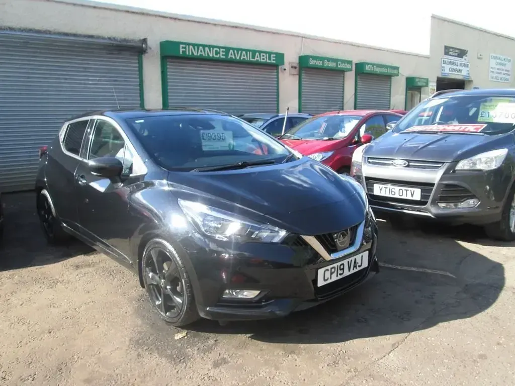 Używany Nissan Micra S 117 KM (86 kW) 2019 Czarny Hatchback