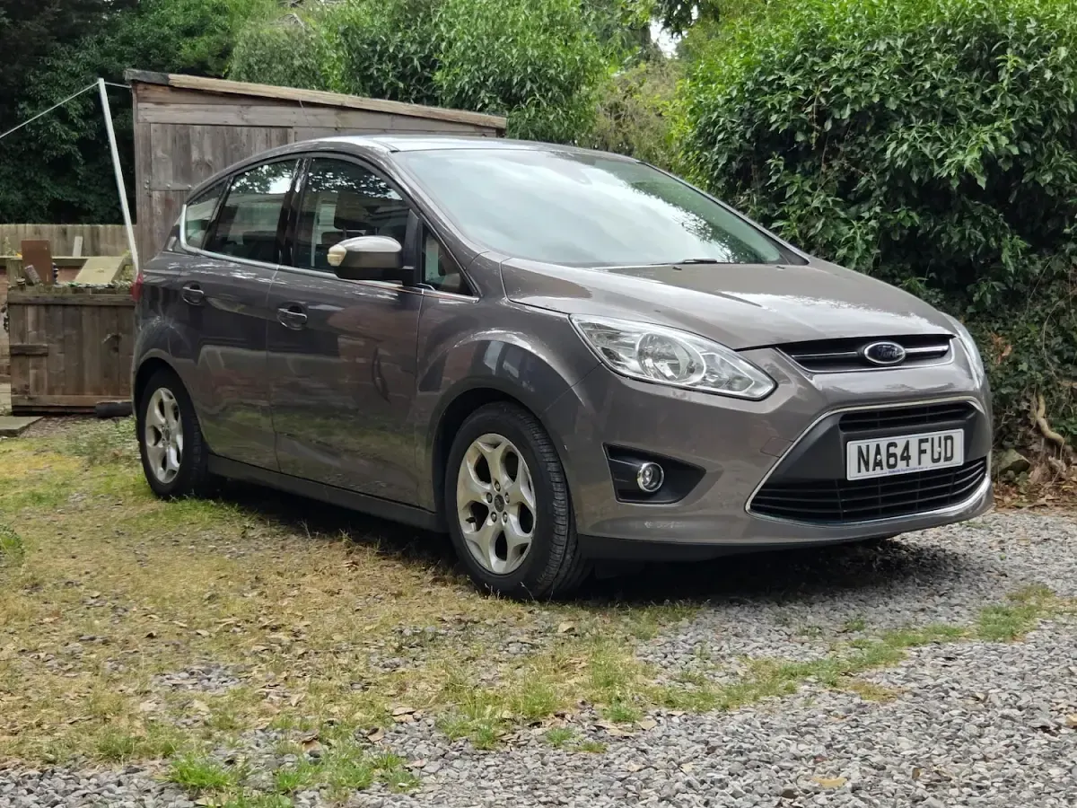 Used Ford C-MAX Zetec 105 HP (77 kW) 2014 Brown MPV