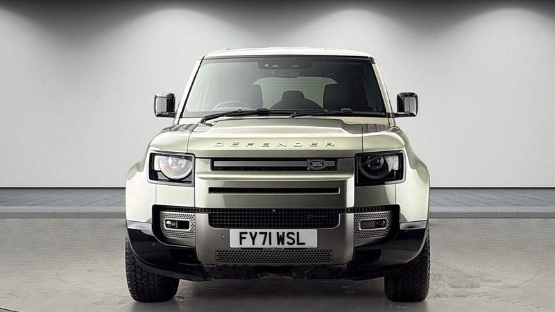 Usado Land Rover Defender SE Dynamic 2021 Verde SUV