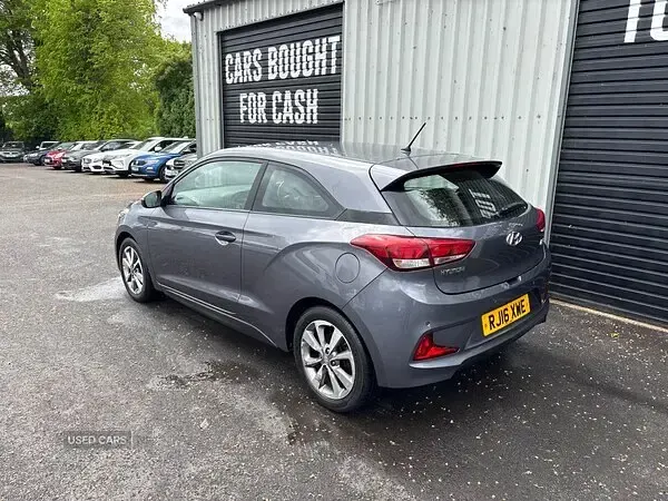 Used Hyundai i20 SE 84 HP (61 kW) 2016 Grey Coupe